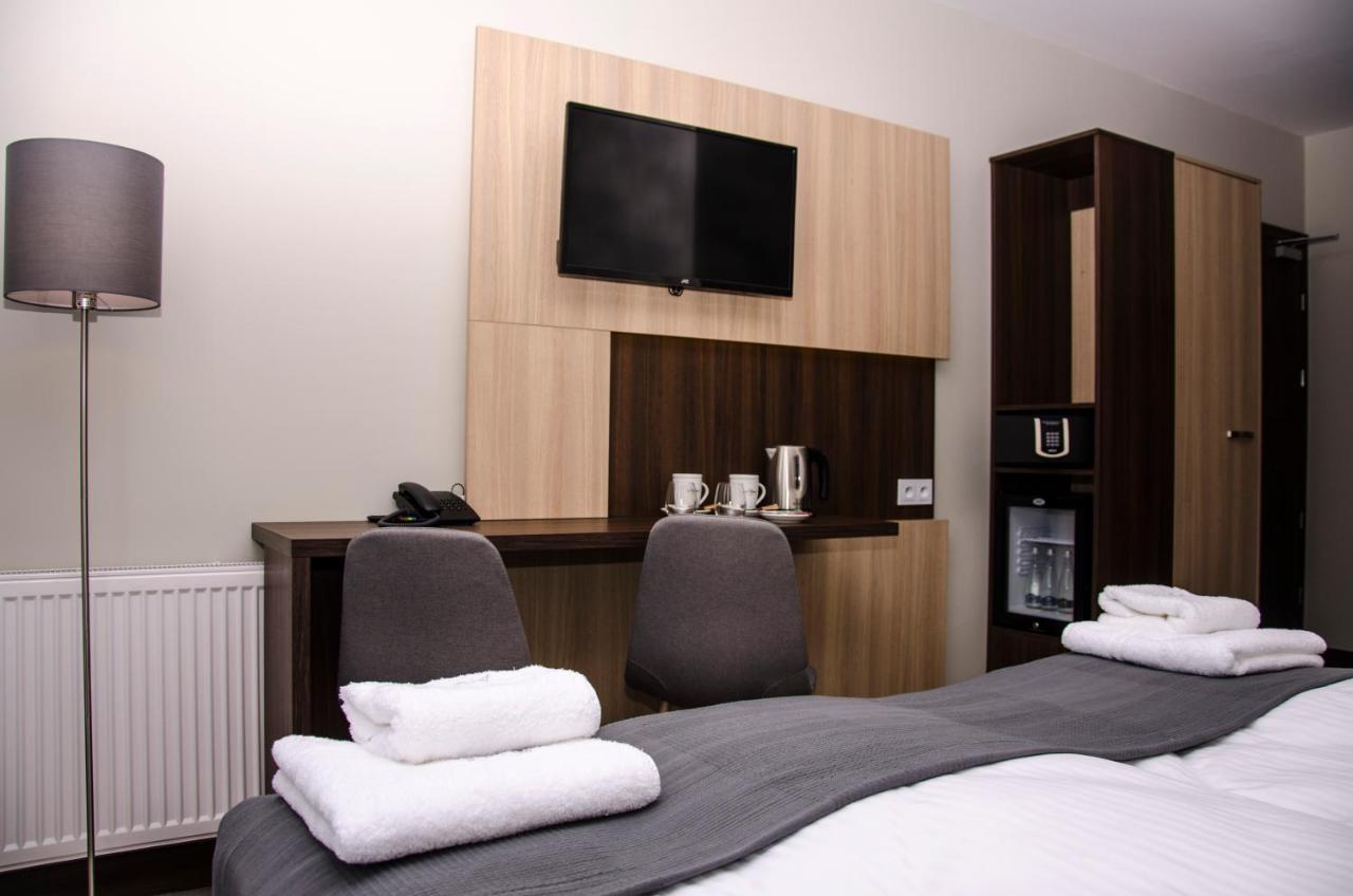 Art Hotel Krotoszyn Zimmer foto