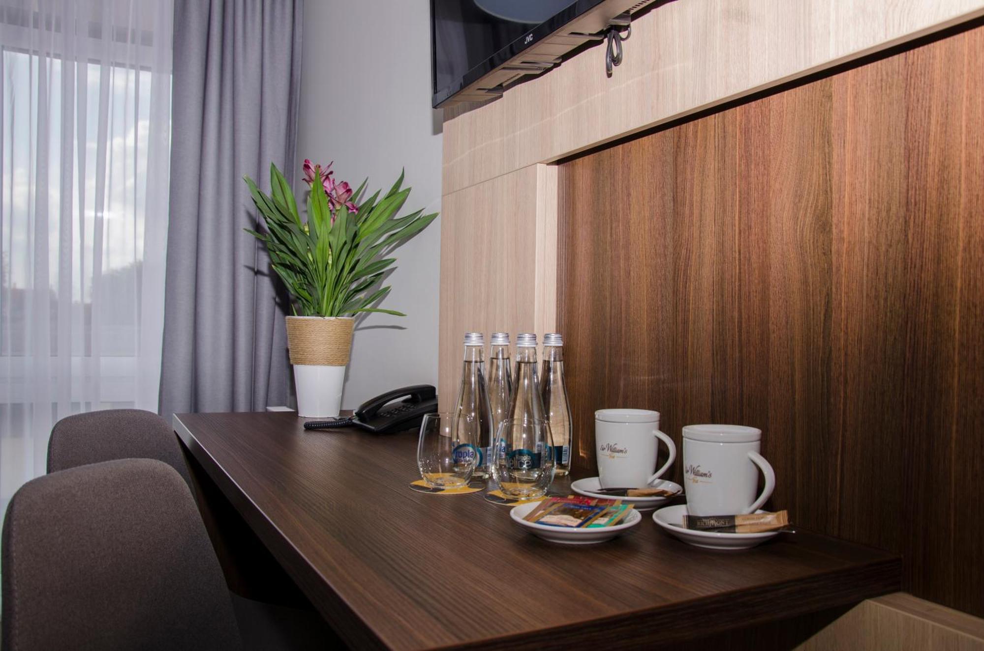 Art Hotel Krotoszyn Zimmer foto